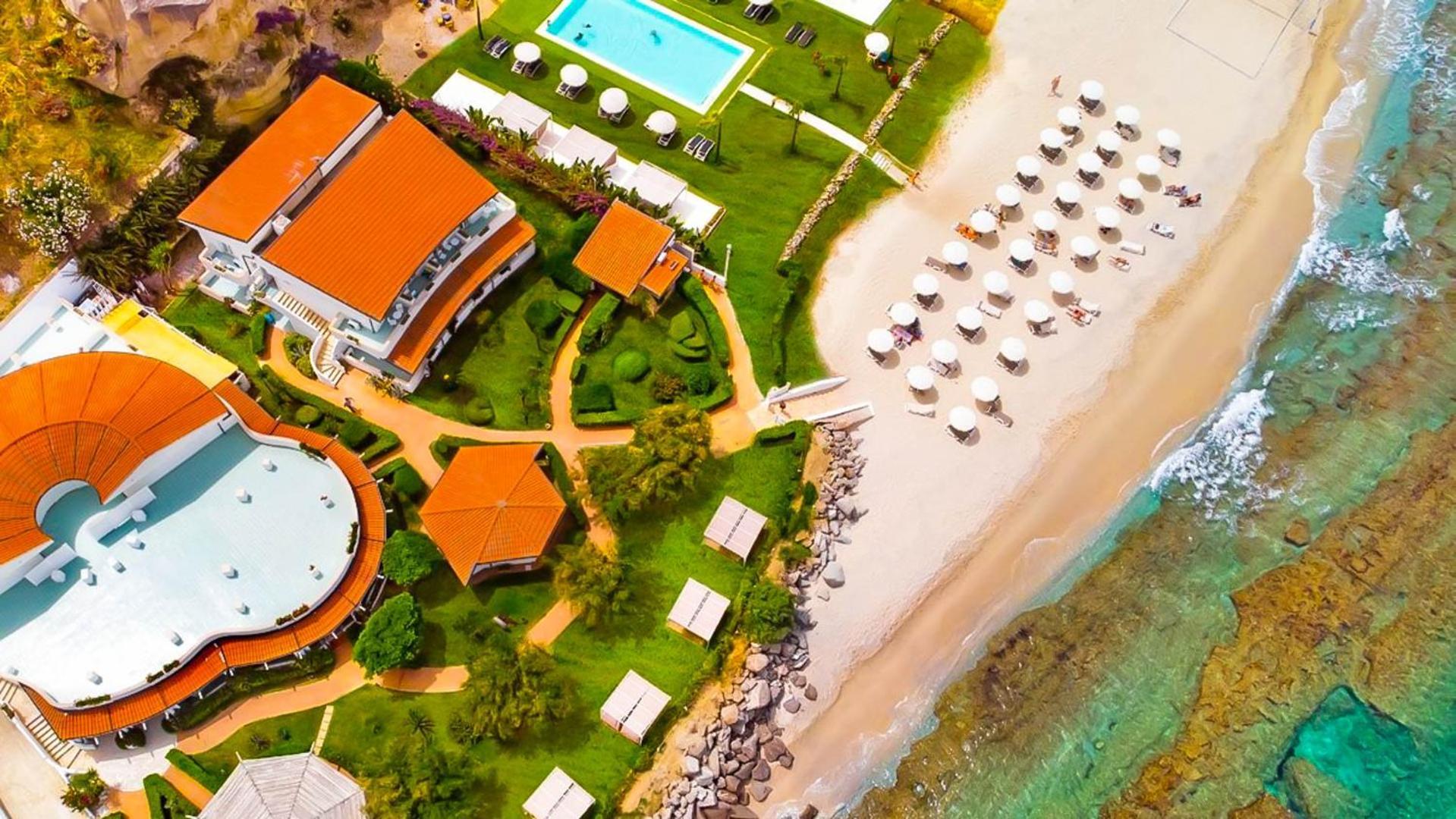 Borgo Di Riaci Beach Resort Santa Domenica  Exterior photo