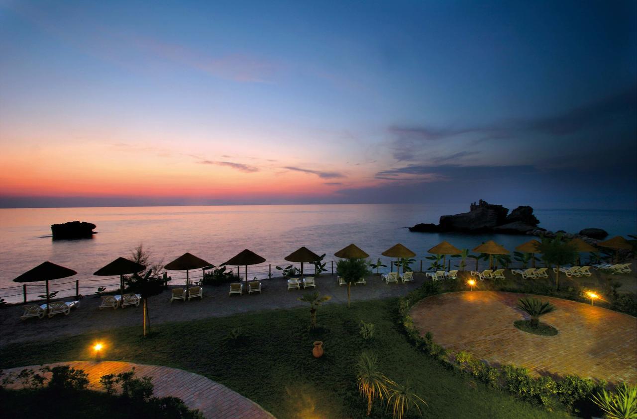 Borgo Di Riaci Beach Resort Santa Domenica  Exterior photo