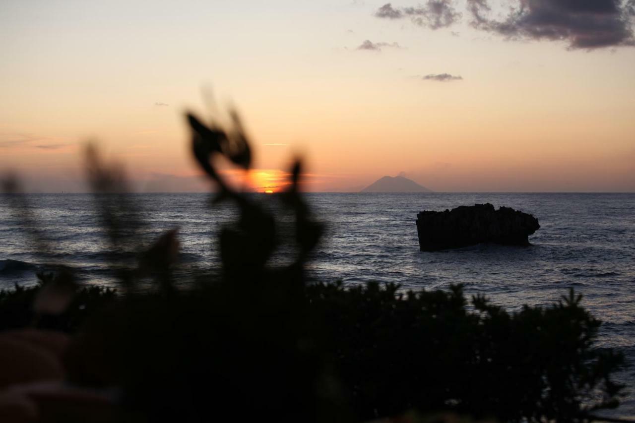 Borgo Di Riaci Beach Resort Santa Domenica  Exterior photo