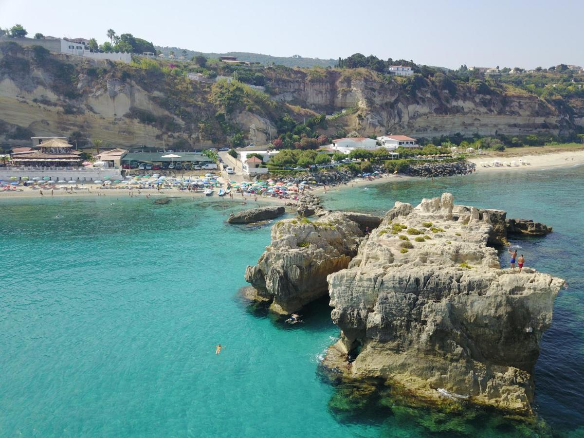 Borgo Di Riaci Beach Resort Santa Domenica  Exterior photo