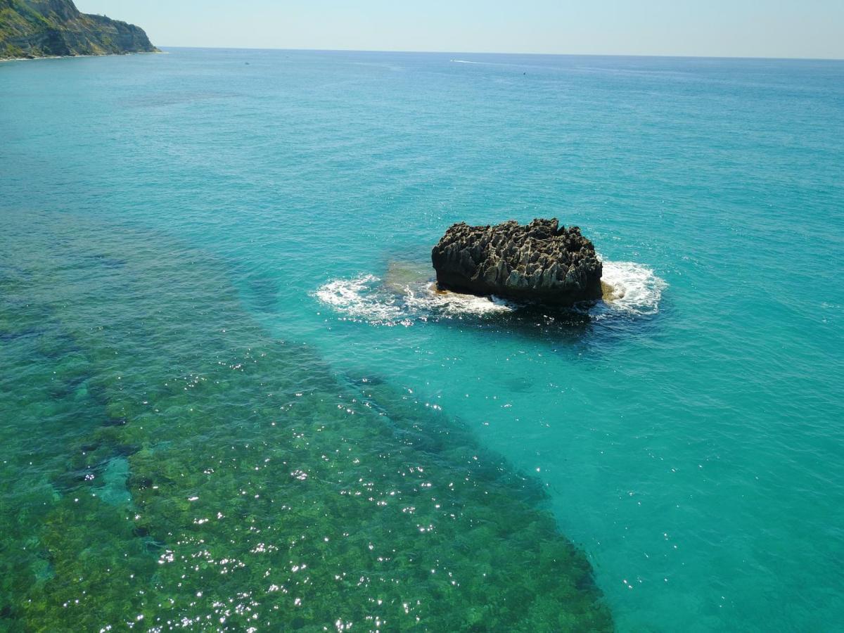 Borgo Di Riaci Beach Resort Santa Domenica  Exterior photo